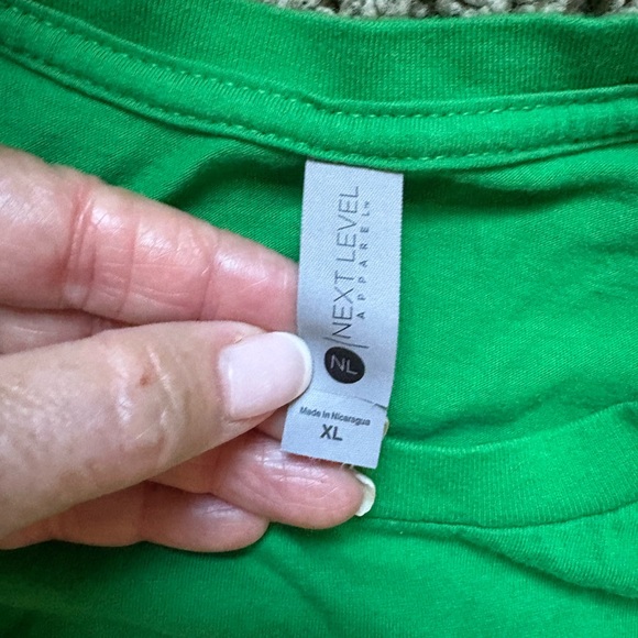 BUNDLE.. 2 Items..Philadelphia EAGLES T-Shirt & Hat Vibrant Green Tee XL - Picture 4 of 7